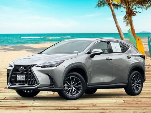 Used 2024 Lexus NX 250 FWD image 2