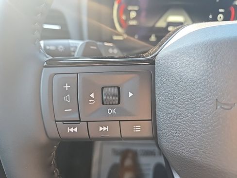 New 2026 Nissan Rogue Platinum w/ Platinum Premium Package image 16