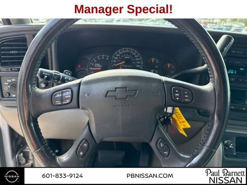 Used 2006 Chevrolet Tahoe Z71 w/ Z71 Preferred Equipment Group RWD image 16