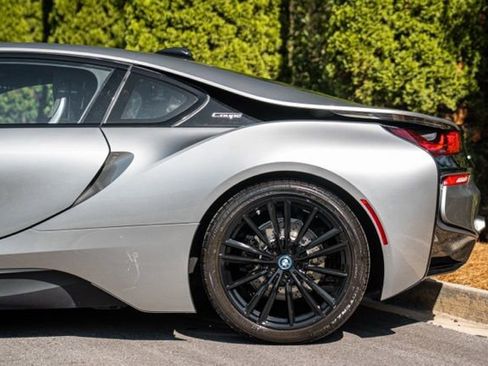 Used 2019 BMW i8 Coupe AWD/4WD image 20