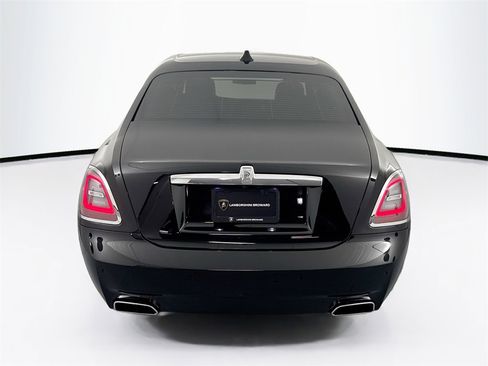 Used 2022 Rolls-Royce Ghost image 6