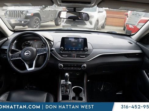 Used 2024 Nissan Altima 2.5 SR FWD image 4