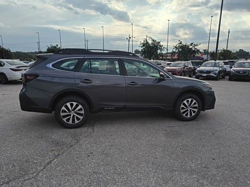Used 2021 Subaru Outback 2.5i image 6