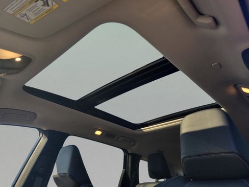 Certified 2025 INFINITI QX60 Pure image 19