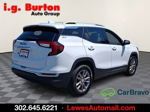 Certified 2023 GMC Terrain SLT FWD image 6