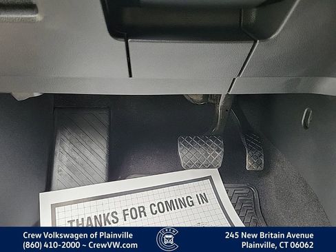 Certified 2022 Volkswagen Atlas Cross Sport SE w/ Panoramic Sunroof Package image 41