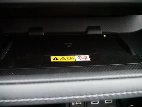 Used 2023 Toyota Highlander Platinum image 26