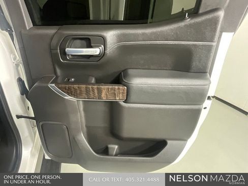 Used 2021 GMC Sierra 1500 Denali w/ Denali Ultimate Package AWD/4WD image 22