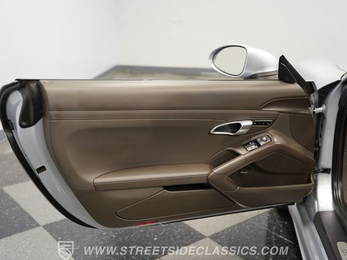 Used 2017 Porsche 718 Boxster S RWD image 36