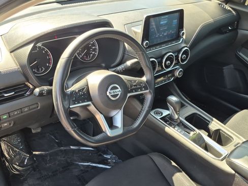 Used 2021 Nissan Sentra SV FWD image 13