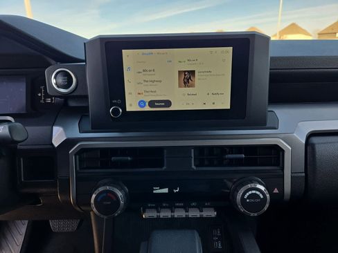 Used 2025 Toyota 4Runner SR5 image 27