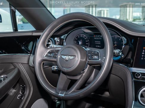 Used 2022 Bentley Continental GT image 20