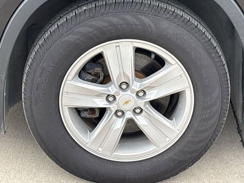 Used 2021 Chevrolet Trax LT image 10