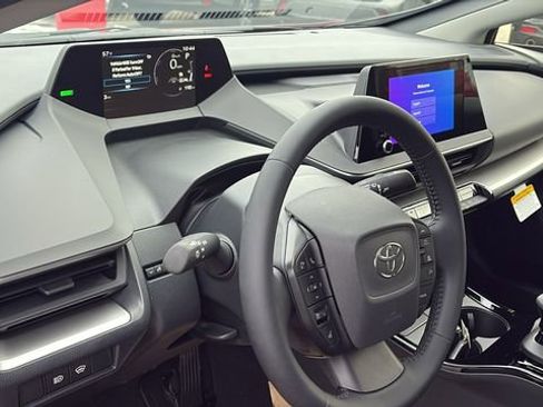 New 2026 Toyota Prius LE image 10