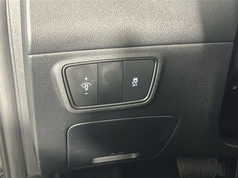 Certified 2023 Hyundai Tucson SE AWD/4WD image 19