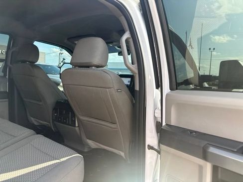 Used 2022 Ford F250 XLT w/ XLT Premium Package AWD/4WD image 17