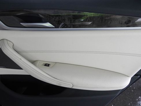 Certified 2023 BMW 540i w/ M Sport Package RWD image 34