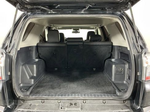 Used 2018 Toyota 4Runner TRD Off-Road Premium image 26