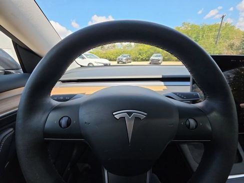 Used 2023 Tesla Model 3 Standard Range RWD image 25