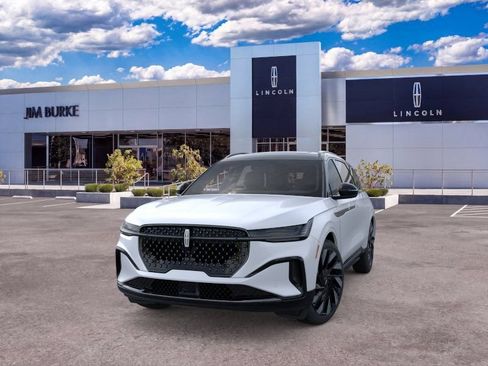 New 2026 Lincoln Nautilus Reserve w/ Jet Appearance Package AWD/4WD image 2