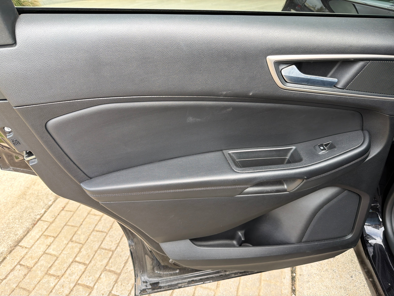 Used 2024 Ford Edge SEL AWD/4WD image 19