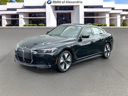 Used 2026 BMW i4 xDrive40i w/ Premium Package AWD/4WD image 1