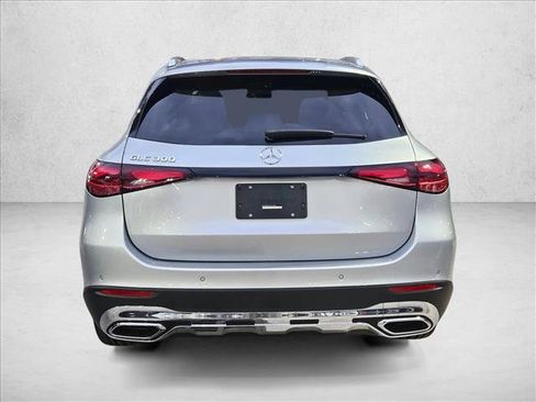 Used 2026 Mercedes-Benz GLC 300 image 8