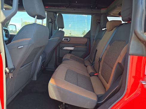 Used 2023 Ford Bronco Outer Banks image 13
