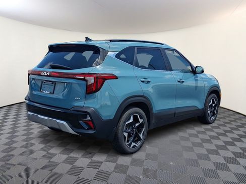 Used 2024 Kia Seltos EX AWD/4WD image 6