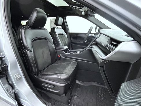 Certified 2024 Jeep Grand Cherokee L Altitude image 15