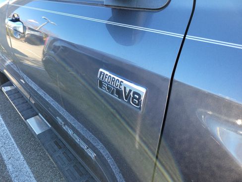 Used 2019 Toyota Tundra Limited image 11