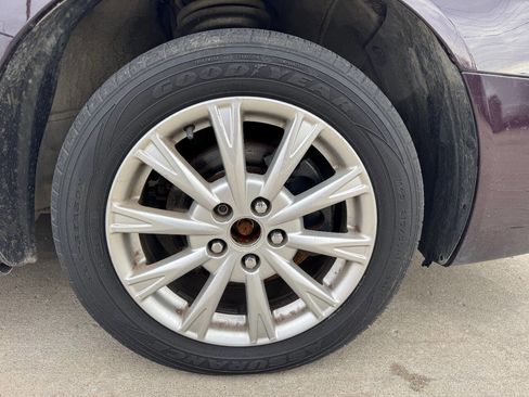 Used 2009 Buick Lucerne CXL image 18