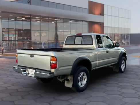 Used 2002 Toyota Tacoma PreRunner image 6
