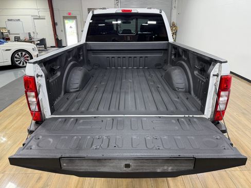 Used 2020 Ford F250 Lariat w/ Lariat Ultimate Package AWD/4WD image 8