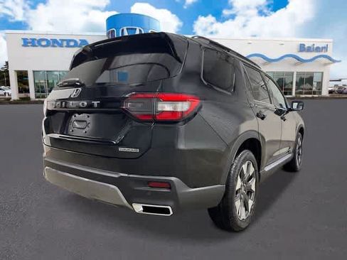 Used 2026 Honda Pilot Touring image 7