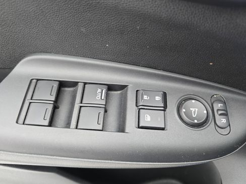 Used 2017 Honda Fit EX-L image 26