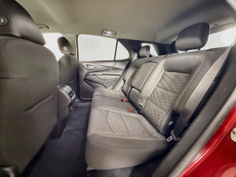 Used 2020 Chevrolet Equinox LT AWD/4WD image 24