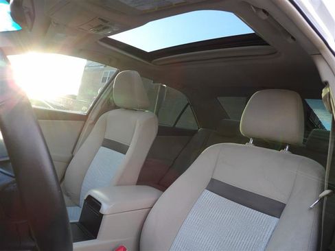 Used 2012 Toyota Camry XLE image 27