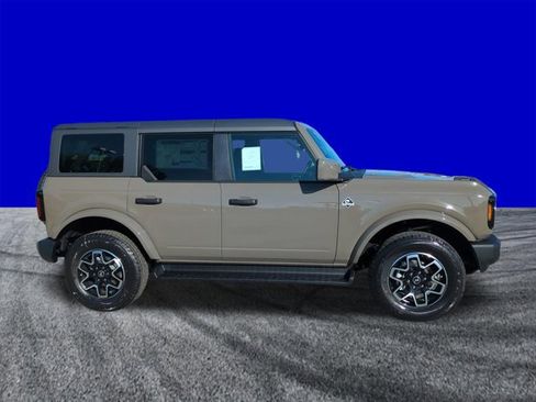 New 2026 Ford Bronco Outer Banks AWD/4WD image 3