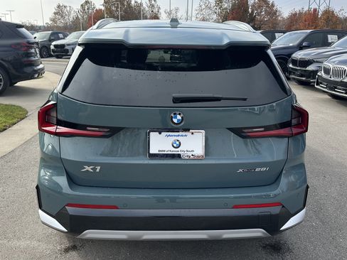 Used 2026 BMW X1 xDrive28i w/ Technology Package AWD/4WD image 9