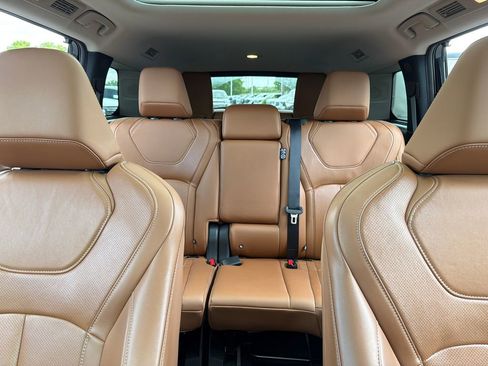 Used 2023 INFINITI QX60 Sensory w/ Cargo Package AWD/4WD image 41