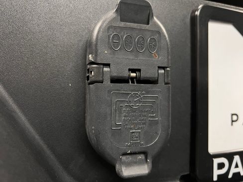 Used 2022 Chevrolet Silverado 1500 LTZ image 25