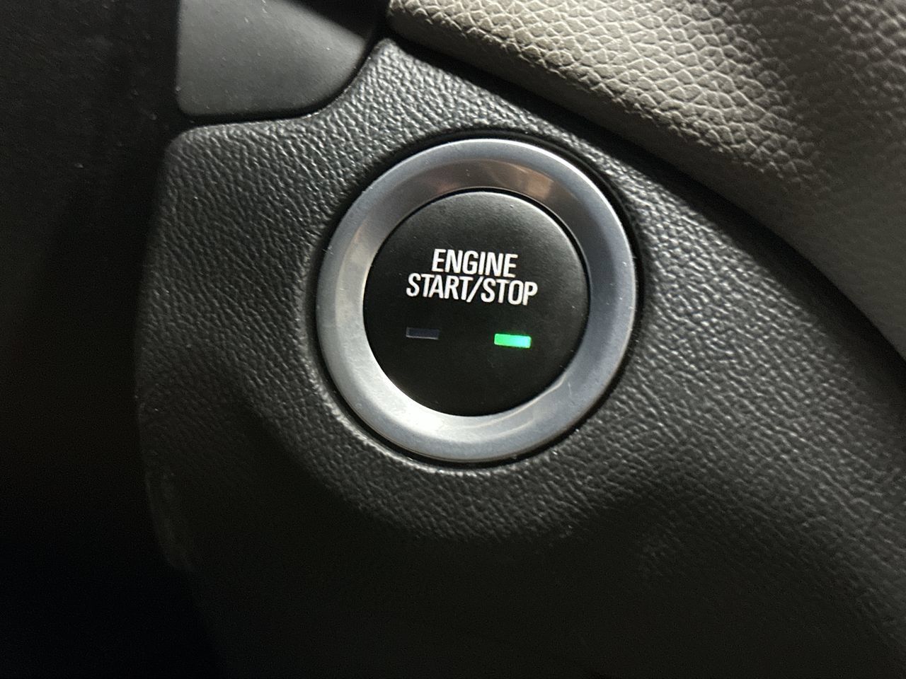Used 2019 Chevrolet Equinox LT w/ LT True North Edition AWD/4WD image 40