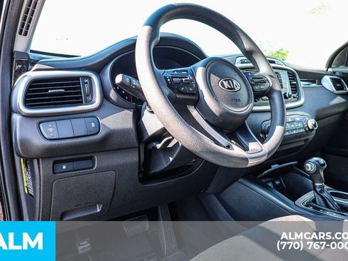Used 2018 Kia Sorento L FWD image 27