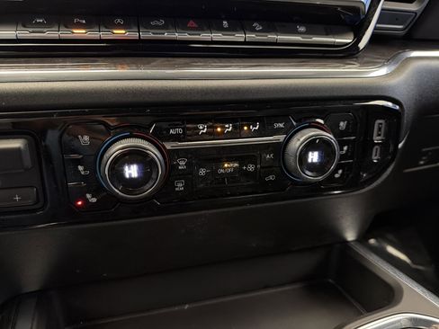 Used 2024 Chevrolet Silverado 1500 LTZ w/ Z71 Off-Road Package image 21