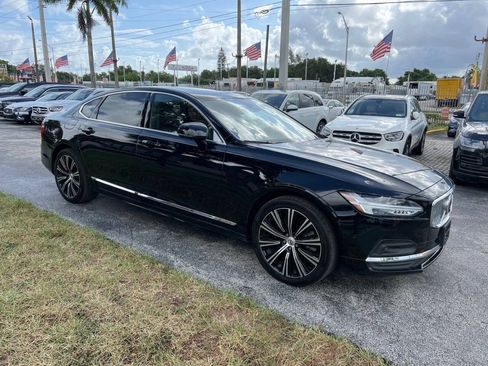 Used 2023 Volvo S90 B6 Plus AWD/4WD image 4