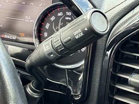 Used 2022 Ford F250 Lariat w/ Black Appearance Package AWD/4WD image 31