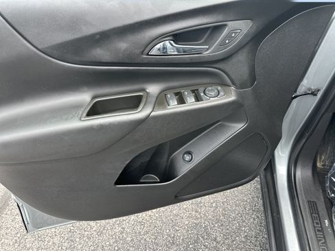 Certified 2024 Chevrolet Equinox LT AWD/4WD image 9