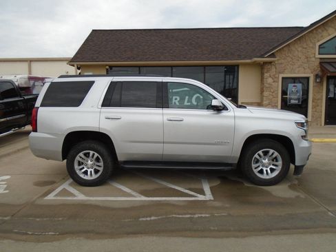 Used 2018 Chevrolet Tahoe LT image 5