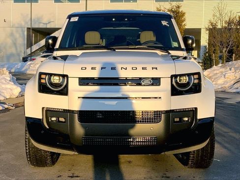 New 2026 Land Rover Defender 110 V8 AWD/4WD image 3